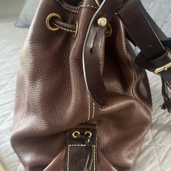 Dooney & Bourke Pebbled vintage Leather Bucket Backpack in Chocolate - Picture 8 of 16